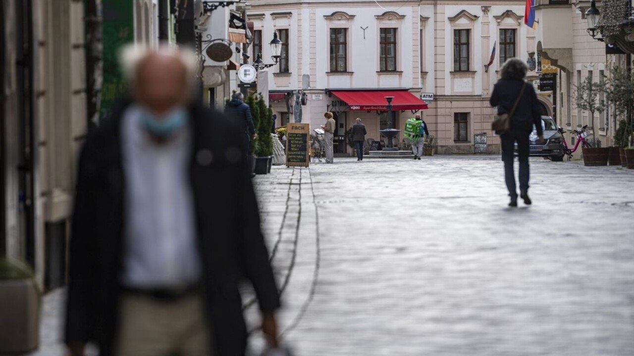 Za ľudí chce zrušiť zákaz vychádzania a zhromažďovania. Navrhne to vláde