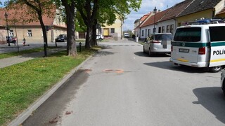 Tragická nehoda. Žena po páde z bicykla zraneniam podľahla