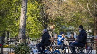 Obetí je naďalej pod 50, PCR testy ukázali menej než 400 nakazených