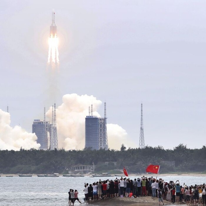 Hrozí, že Zem zasiahne padajúca čínska raketa. Môže narobiť škody