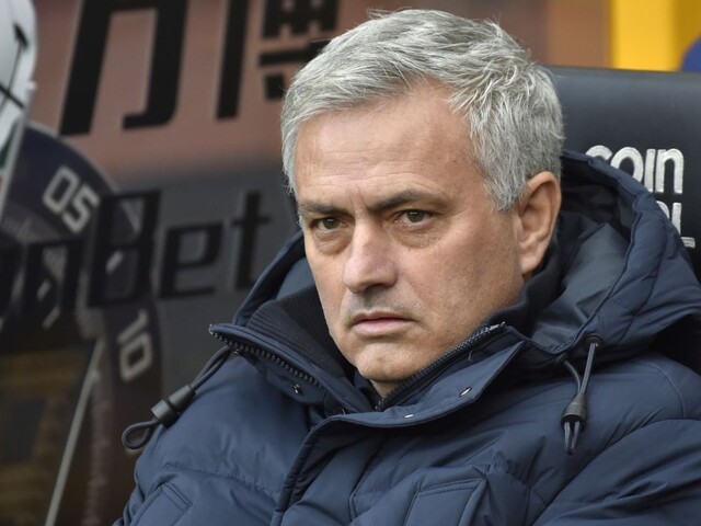 Mourinho sa môže stať najbohatším trénerom na svete. Prišla mu astronomická ponuka
