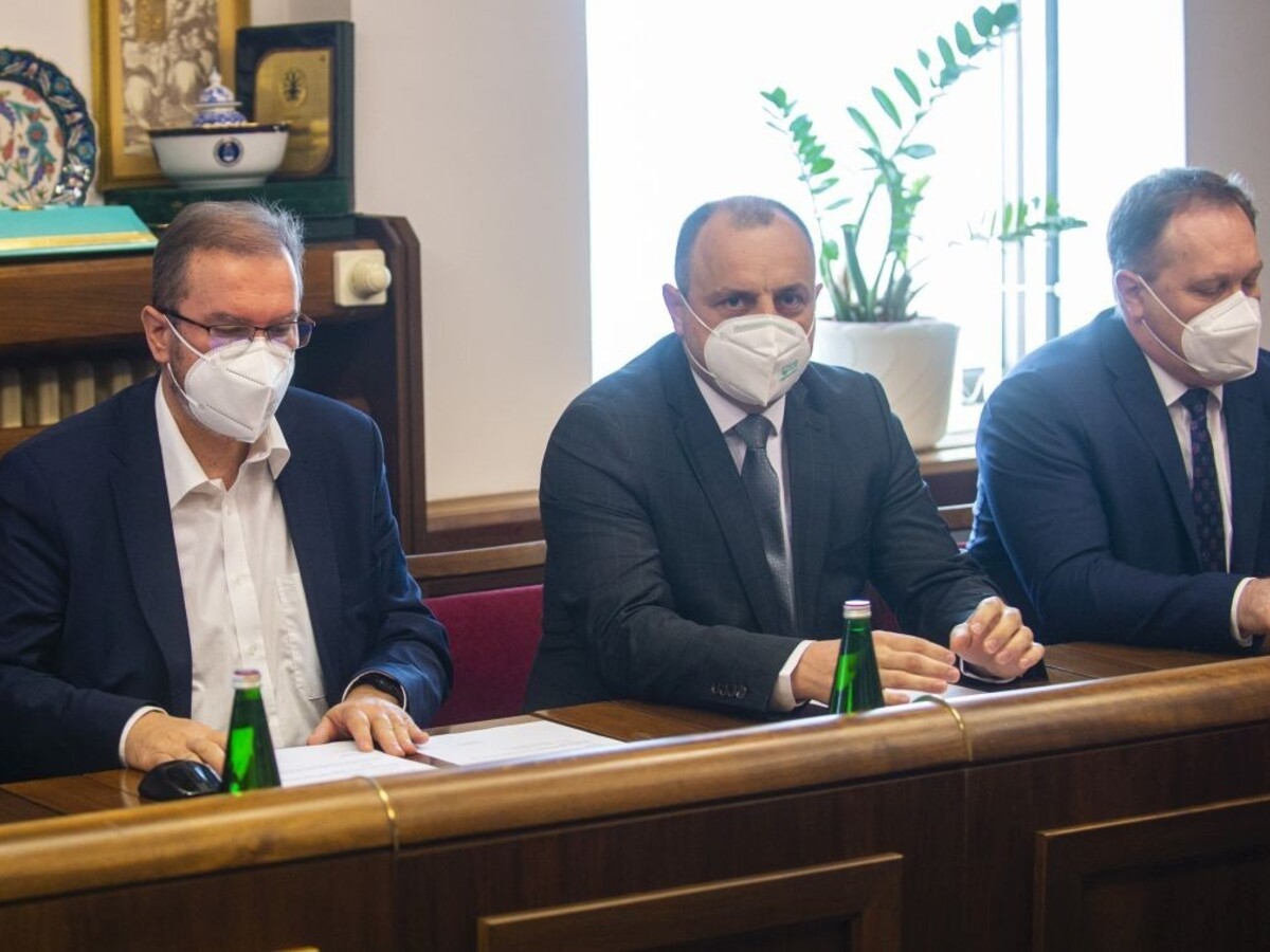 Ako by mohol fungovať zákon o hmotnej zodpovednosti politikov?