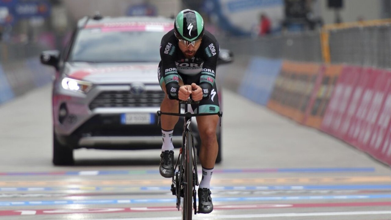 Sagan sa druhýkrát predstaví na Giro d'Italia. Zabojuje o cyklamenový dres