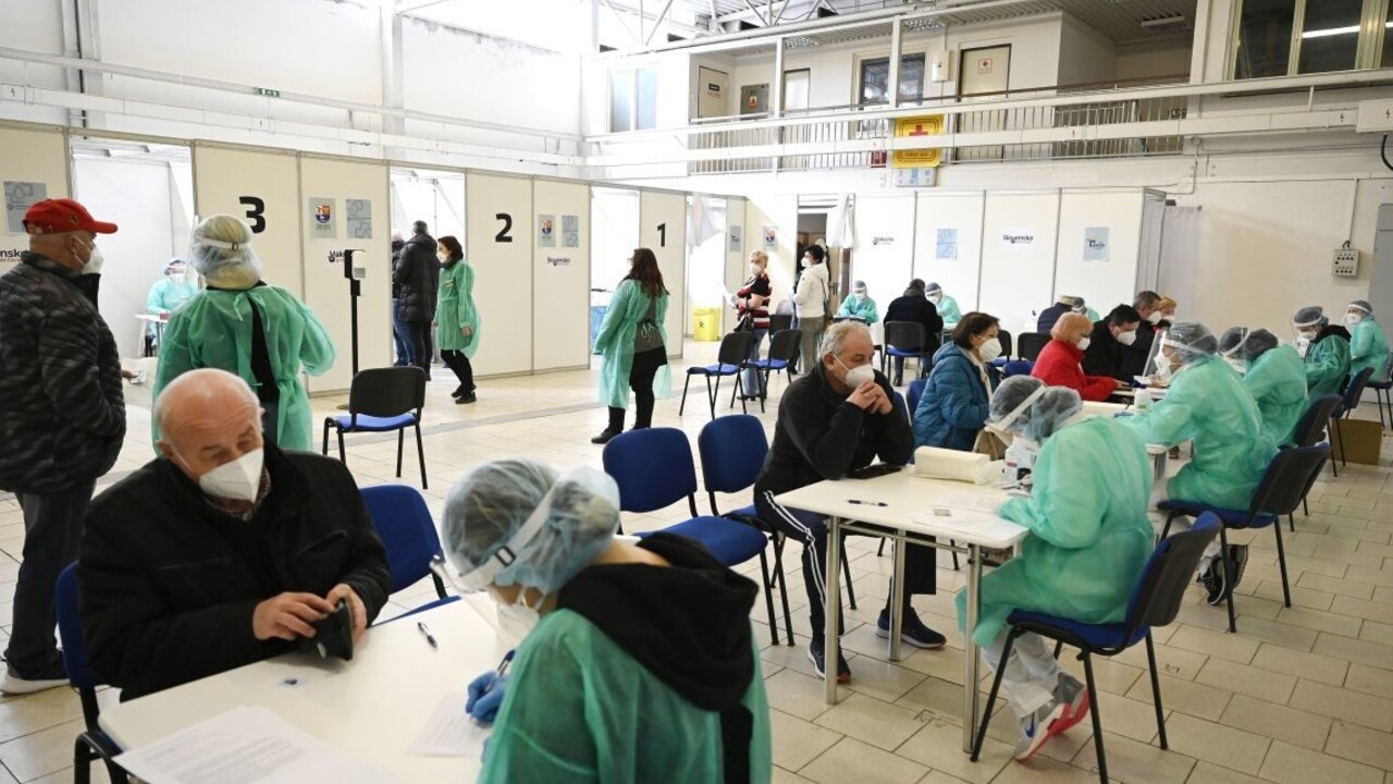 V centrách na Považí plánujú cez víkend zaočkovať tisíce ľudí