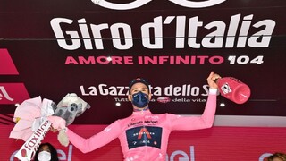 Po prvej etape Giro d'Italia si ružový dres obliekol Ganna