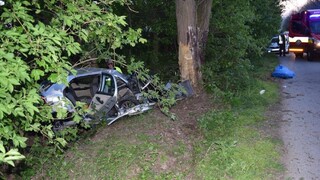 Tragédia pri Nitre: Len 33-ročný vodič zahynul po náraze do stromu