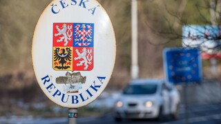Stovky českých policajtov i vojakov nacvičujú zavedenie kontrol na hraniciach so Slovenskom