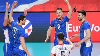 Naše volejbalové reprezentácie nestratili ani bod, sú lídrami skupín
