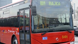 Bratislava neobnoví linku do Rajky, cestujúcim odporúča vlak