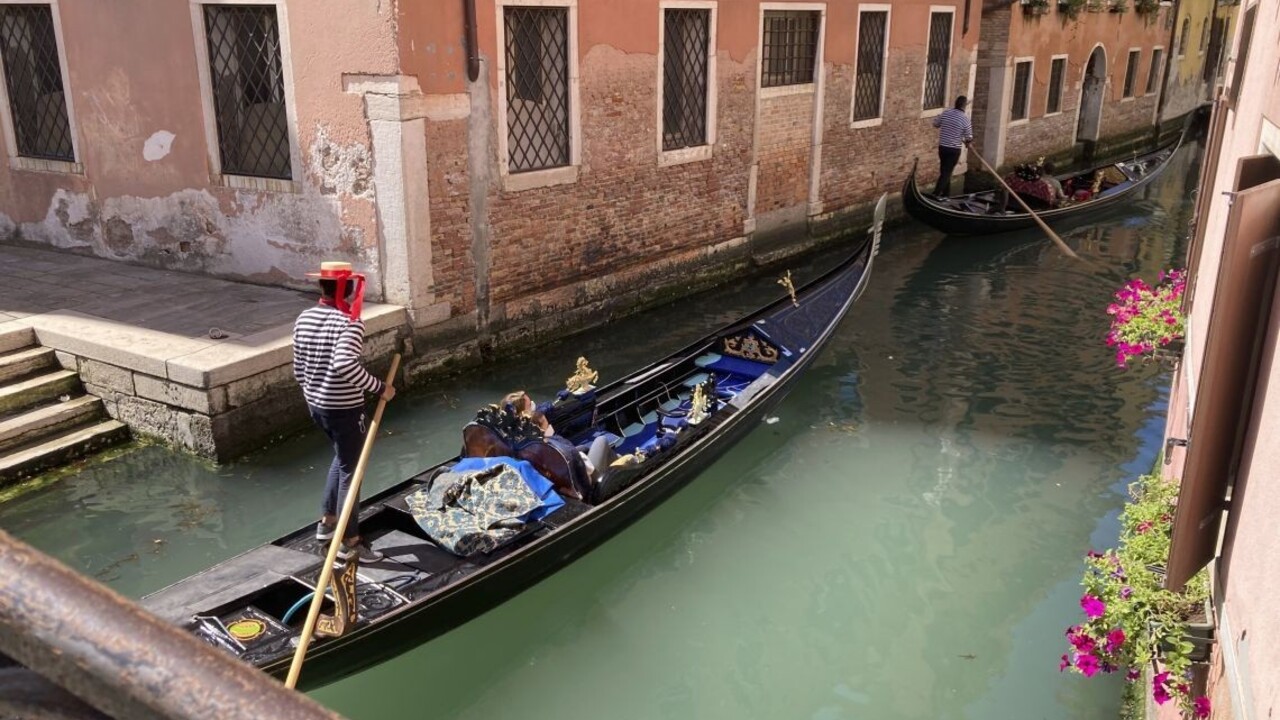 Výletné lode dostali v Benátkach stopku. Do centra už nemôžu