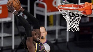 Negatívna séria Houstonu pokračuje, s Lakers prehral pred koncom
