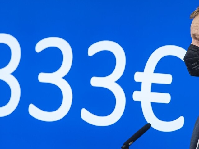 Zdrap papiera? Niektorí vládni poslanci porušujú koaličnú zmluvu