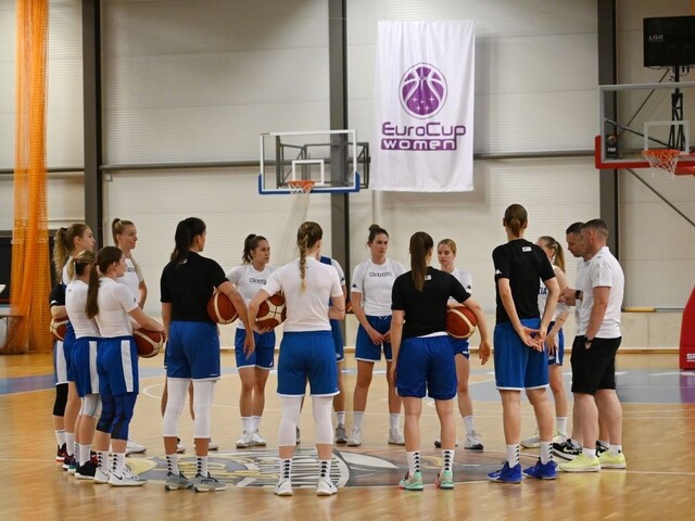 Basketbalistky sa v Piešťanoch už pripravujú na majstrovstvá