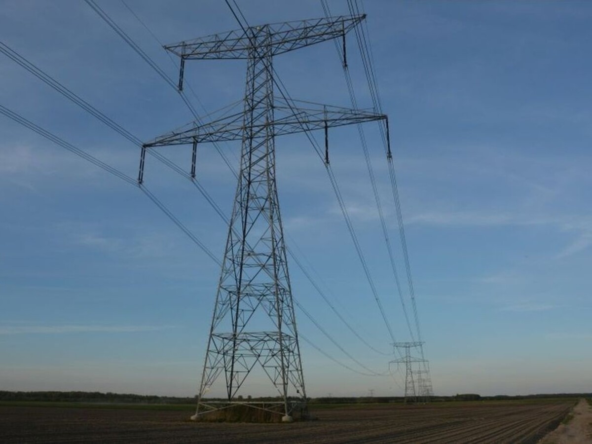 Pripravte sa na výpadok. Niektoré okresy budú dočasne bez elektriny