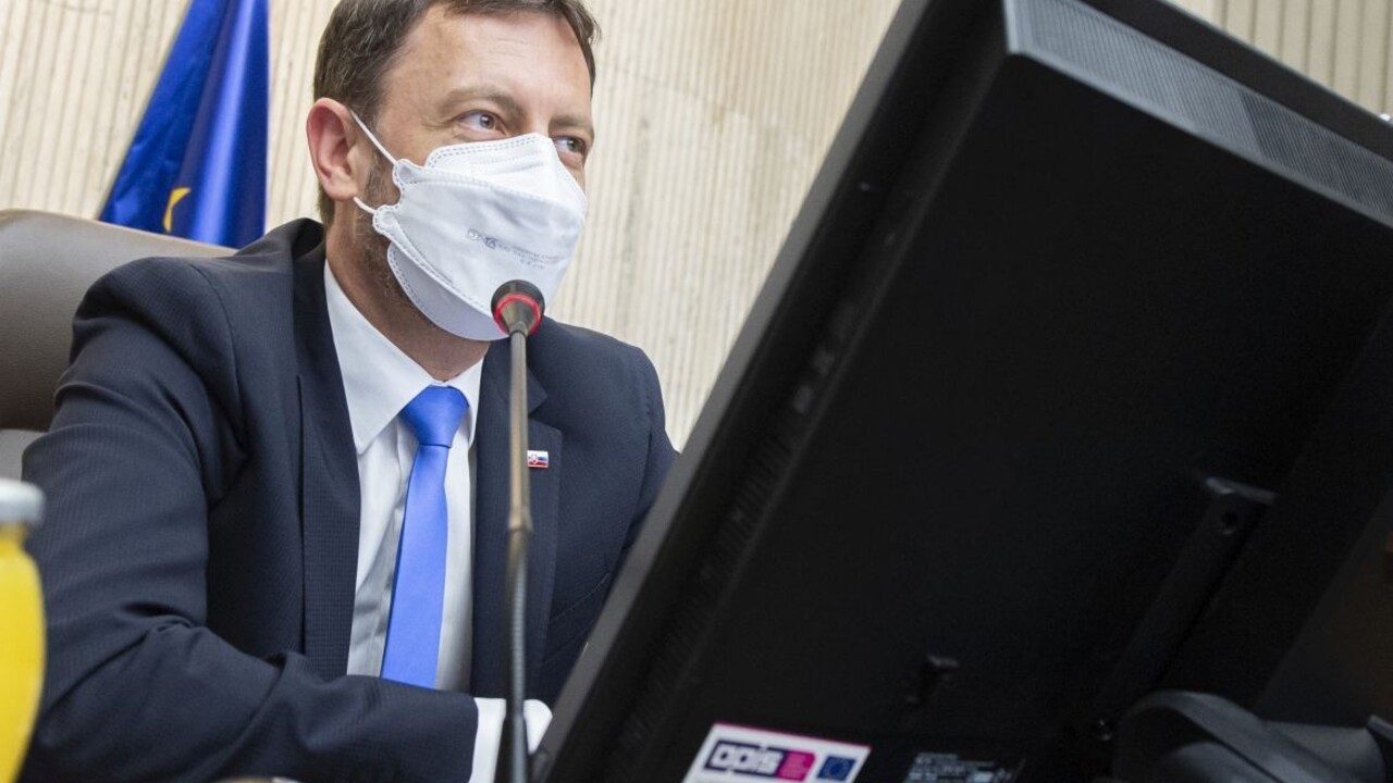 Heger bude hovoriť s Merkelovou. Témou je aj očkovanie