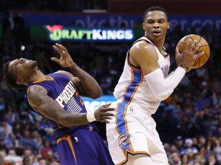 NBA: Vo Phoenixe sa hral vyrovnaný zápas. Domáci nakoniec zvíťazili