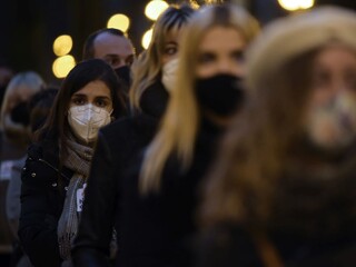 Virológ: Štvrtej vlne sa Maďarsko nevyhne, vírus ostane sezónnou nákazou