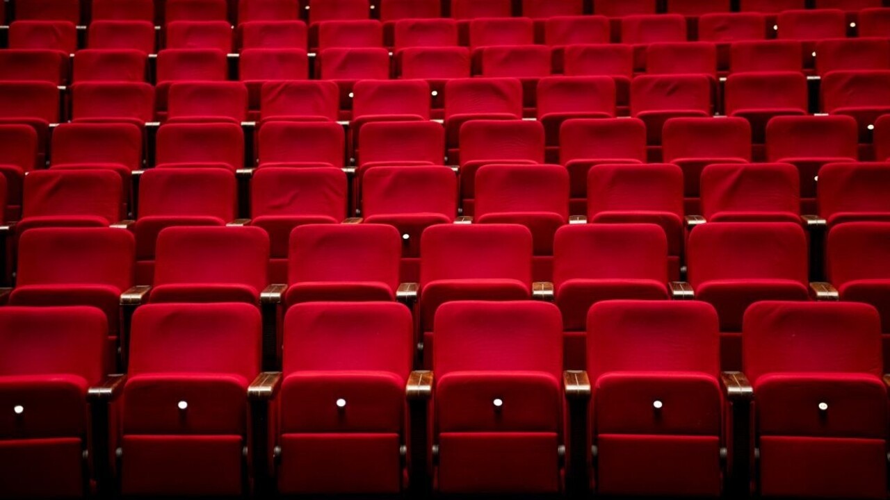 SND je na nohách. Hrozí, že divadlo nebude mať na platy?