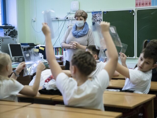 V Chorvátsku sa začal školský rok, zaočkovaní učitelia nemusia v triedach nosiť rúško