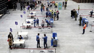 V Česku stúpli čísla nakazených, pandémia tam zrýchľuje