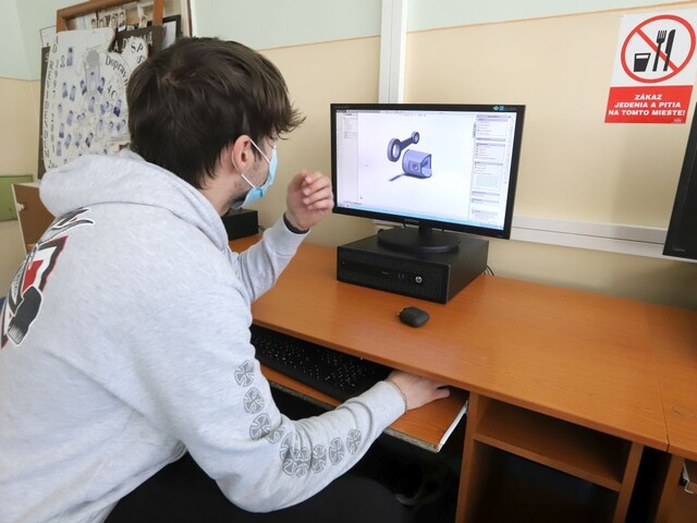 Absolventi informatiky či stavebníctva nemajú o prácu núdzu, je o nich najväčší záujem