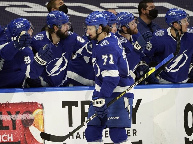 NHL: Černák pomohol Tampe dvoma asistenciami. Tatarov Montreal prehral v Toronte