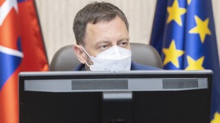 Heger vyzýva strany Smer-SD a Hlas-SD, aby prestali vyvolávať sústavný nátlak