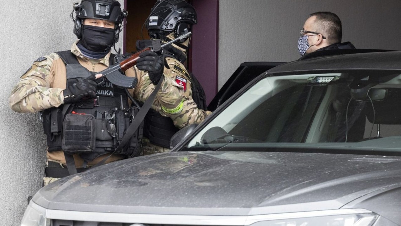 Pčolinský v pléne? Odborník vysvetľuje, či je to vôbec možné