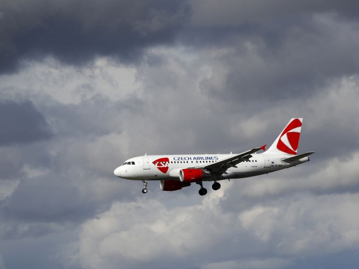 lietadlo České aerolínie 1140 px