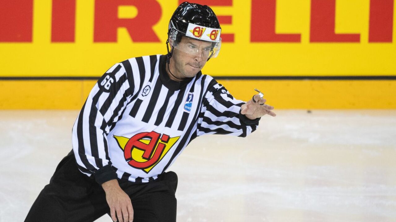 Rozhodcovia patria do najprísnejšej bubliny. Sú medzi nimi aj dvaja Slováci