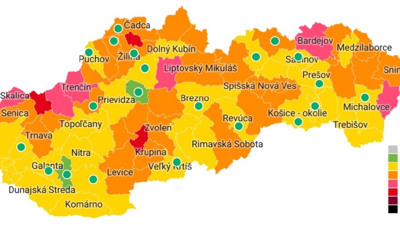 Covid automat: Od pondelka budú prvé dva zelené okresy, ostávajú však aj červené
