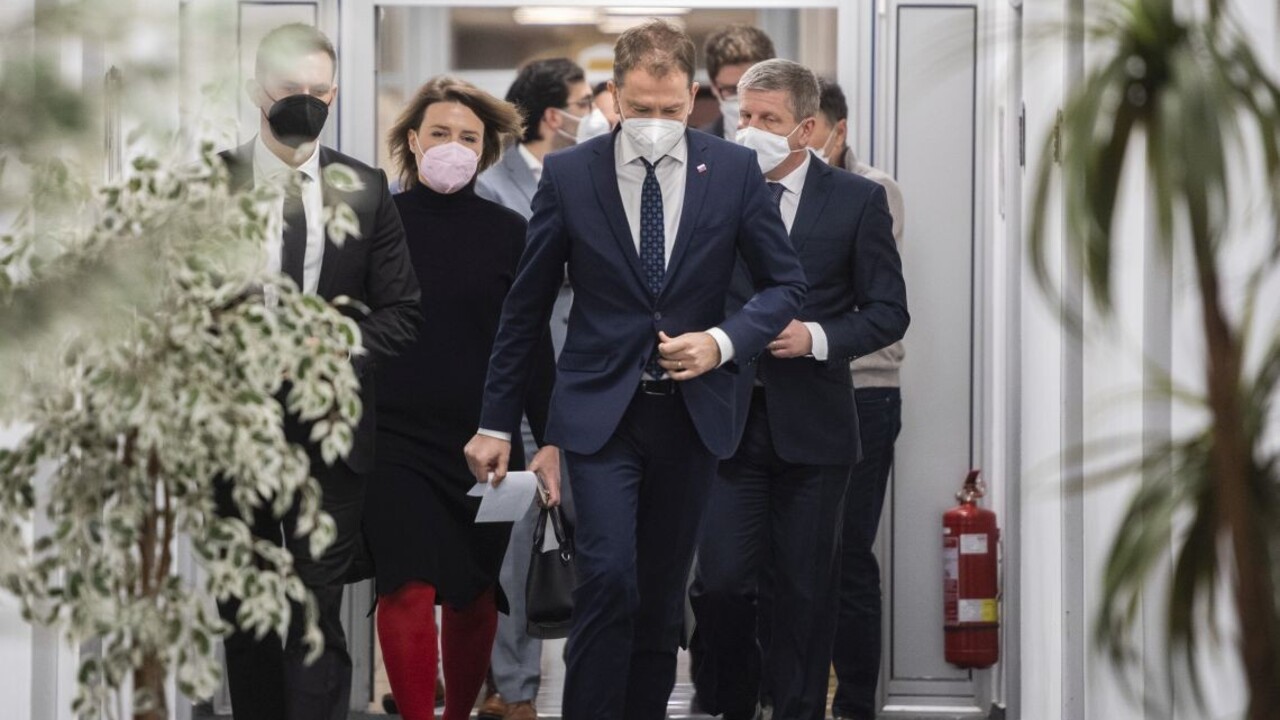Matovič chce od Lengvarského plán, ako naložíme s nepoužitými vakcínami