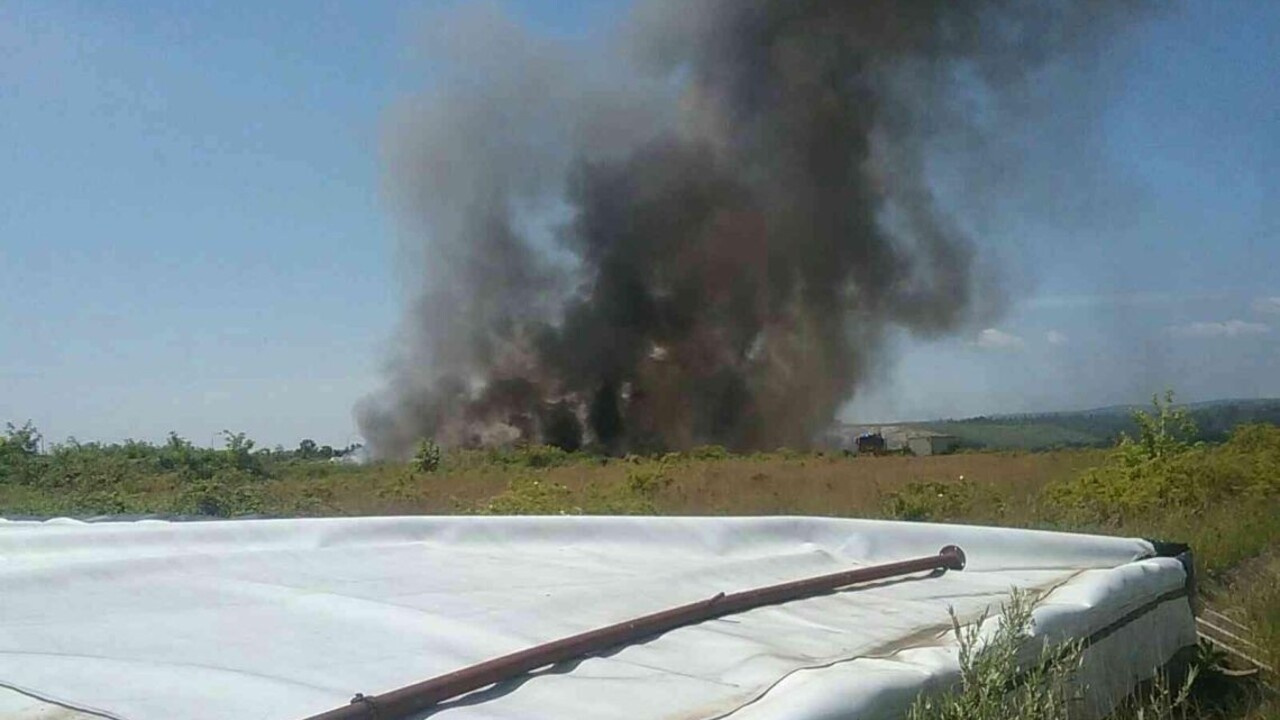 Budmerice: Na skládke,kde vo štvrtok horelo,bola v piatok hĺbková envirokontrola