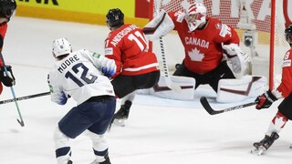 Kanadskí hokejisti po výhre nad USA postúpili do finále, Mangiapane strelil dva góly
