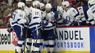 NHL: Hokejisti Tampy aj s Černákom postúpili do semifinále play off