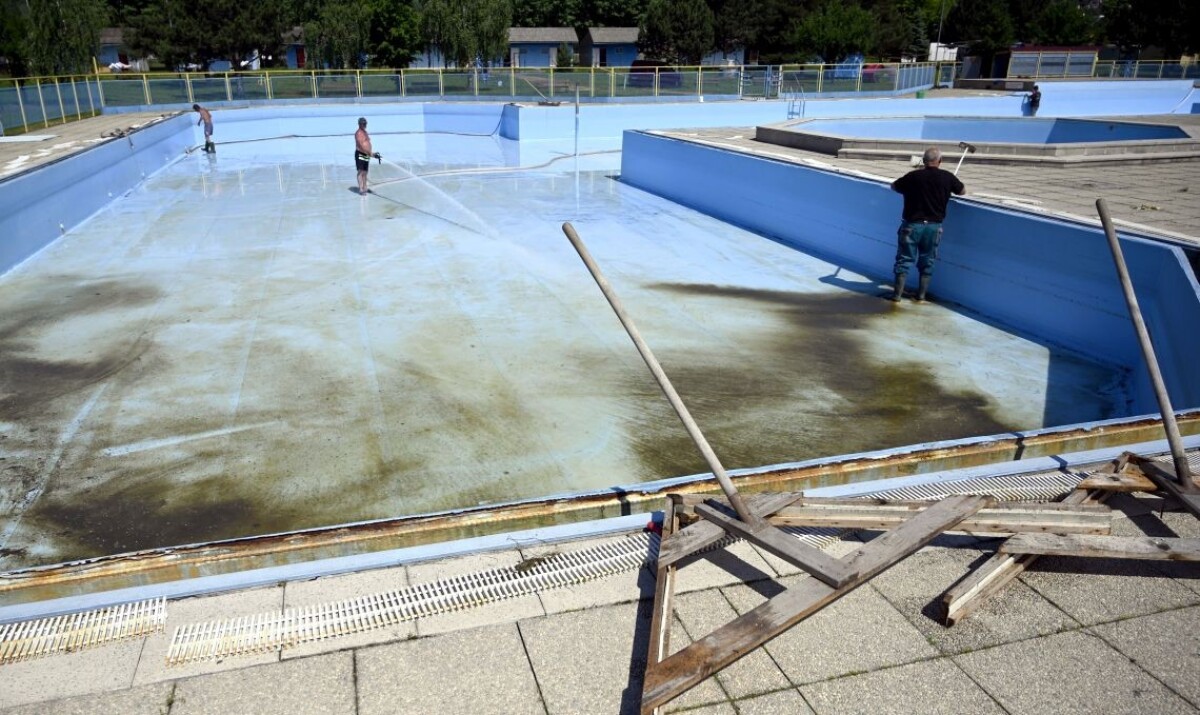 Príprava kúpaliska na letnú sezónu je v plnom prúde