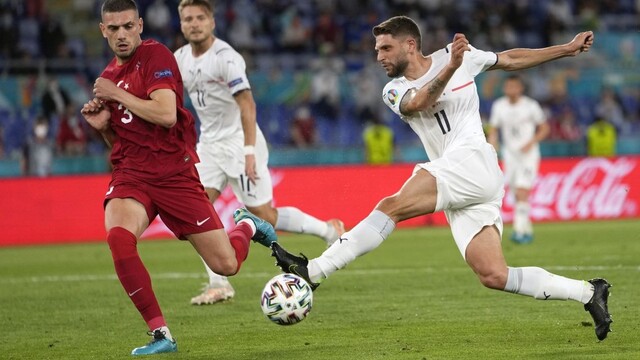 Otvárací zápas patril Talianom, pomohol im aj vlastný gól Demirala