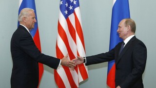 Summit sa skončil skôr. Aká bola atmosféra na stretnutí Putina s Bidenom?