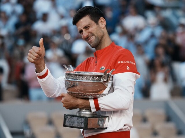Djokoviča zaradili do programu prvého dňa Australian Open, hoci stále čelí možnej deportácii