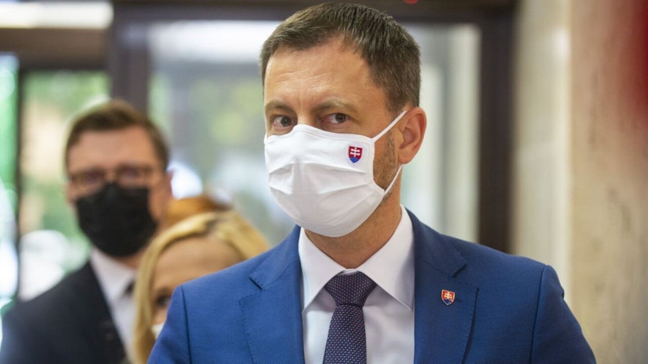 Opatrenia by mali byť zrozumiteľné. Heger chce jednoduchší Covid automat