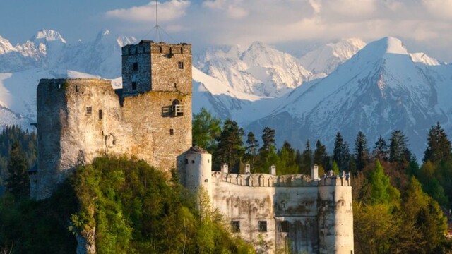 Romantický stredoveký zámok Niedzica.