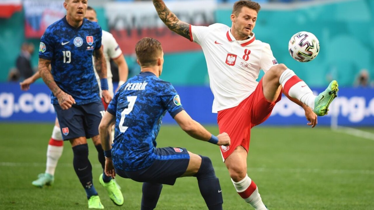 Veľký úspech v Petrohrade. Slovensko po góloch Maka a Škriniara zdolalo Poľsko