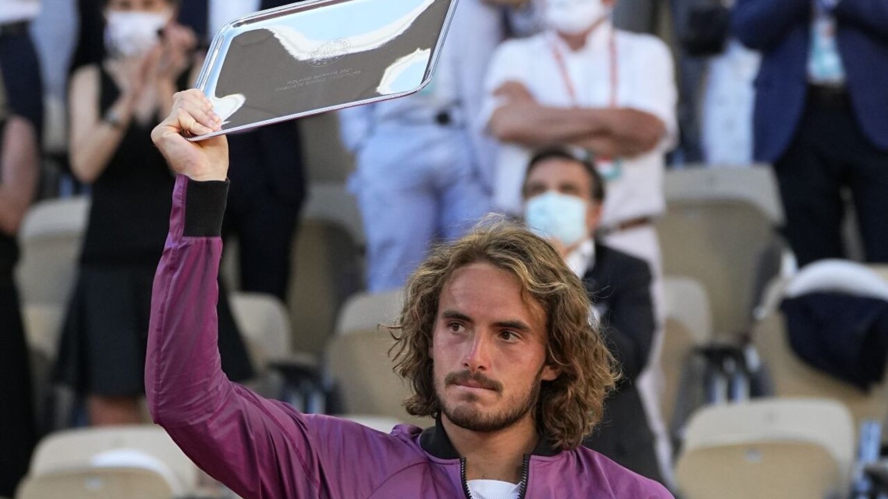 Tsitsipasovi ešte pred finále zomrela stará mama