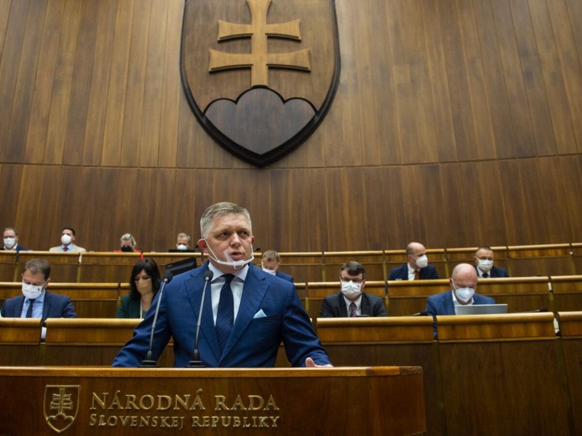 Fico viní koalíciu z diabolského plánu. Chce vraj pozatvárať členov opozície