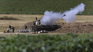 Izrael útočil na pásmo Gazy. Reagoval na vypustenie zápalných balónov