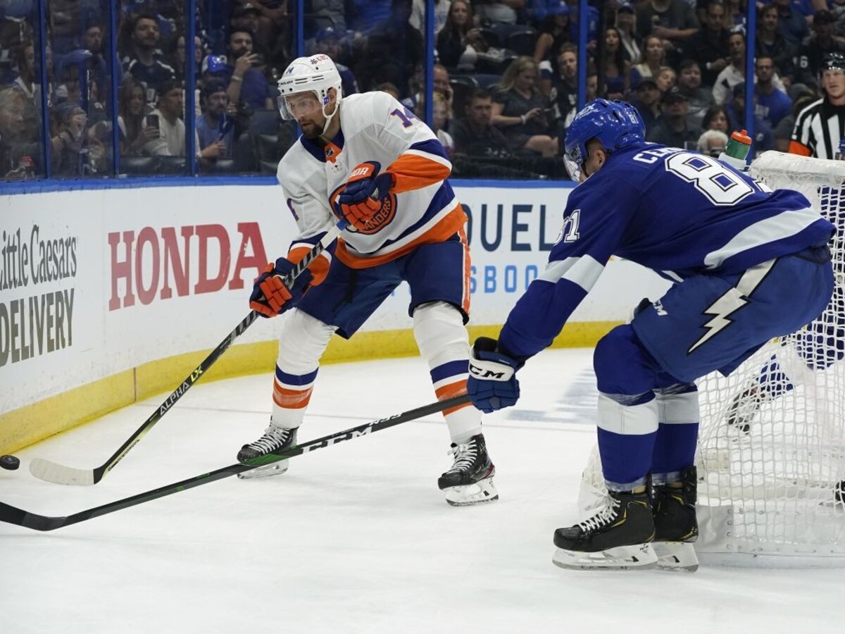 NHL: Tampa vyrovnala stav série, zdolala Islanders