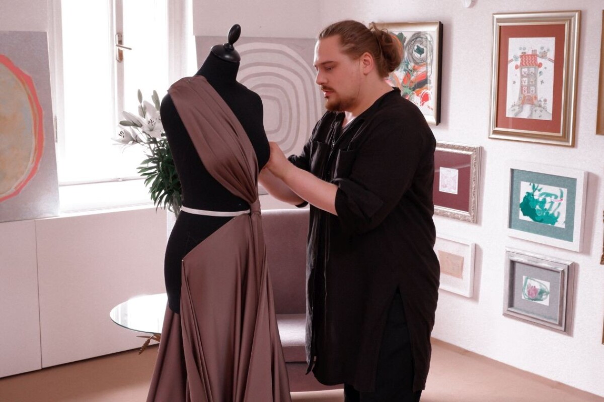 Boris Hanečka navrhol aj šaty pre Danku Bartekovú.