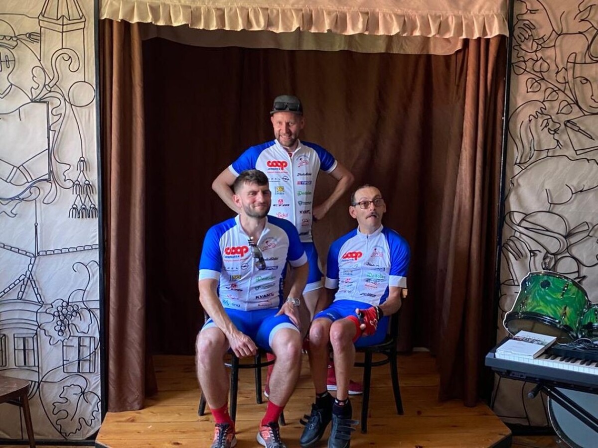 Tím KNB v Radošinskom naivnom divadle.