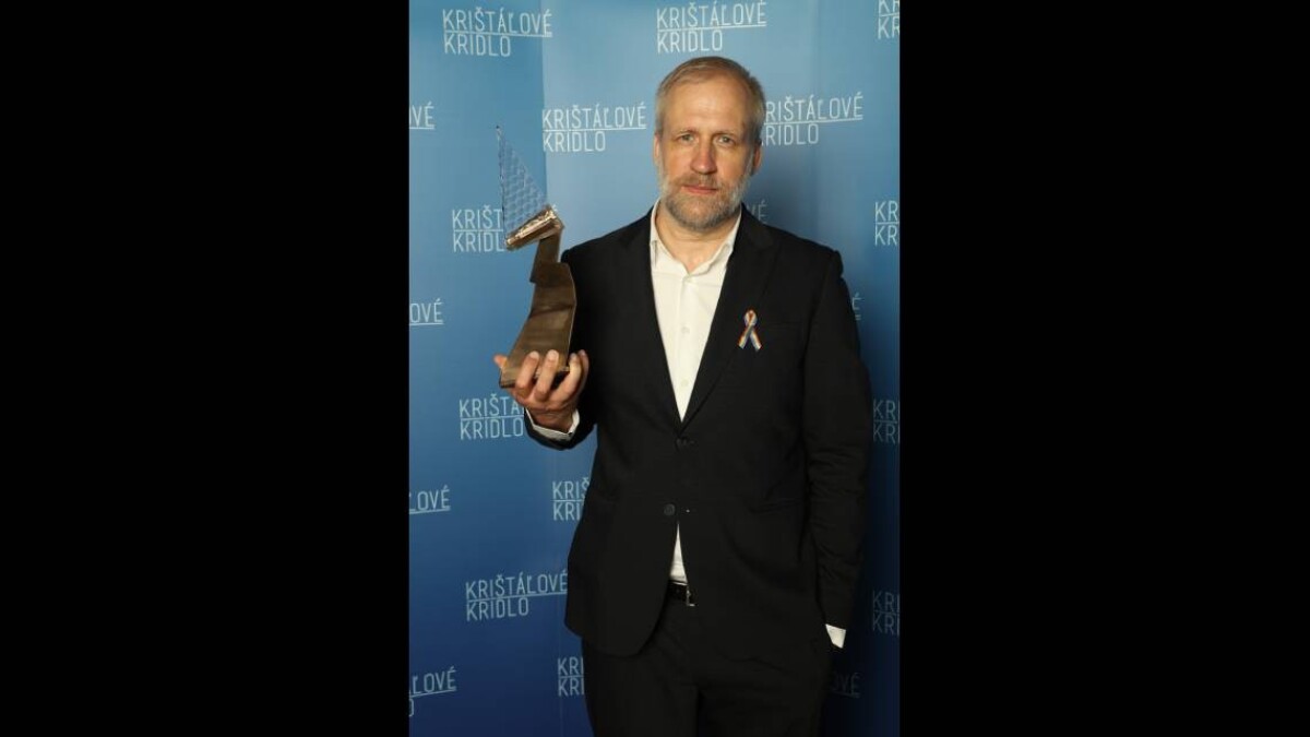 Herec, režisér, producent a scenárista Peter Bebjak získal ocenene v kategórii Divadlo a audiovizuálne umenie.