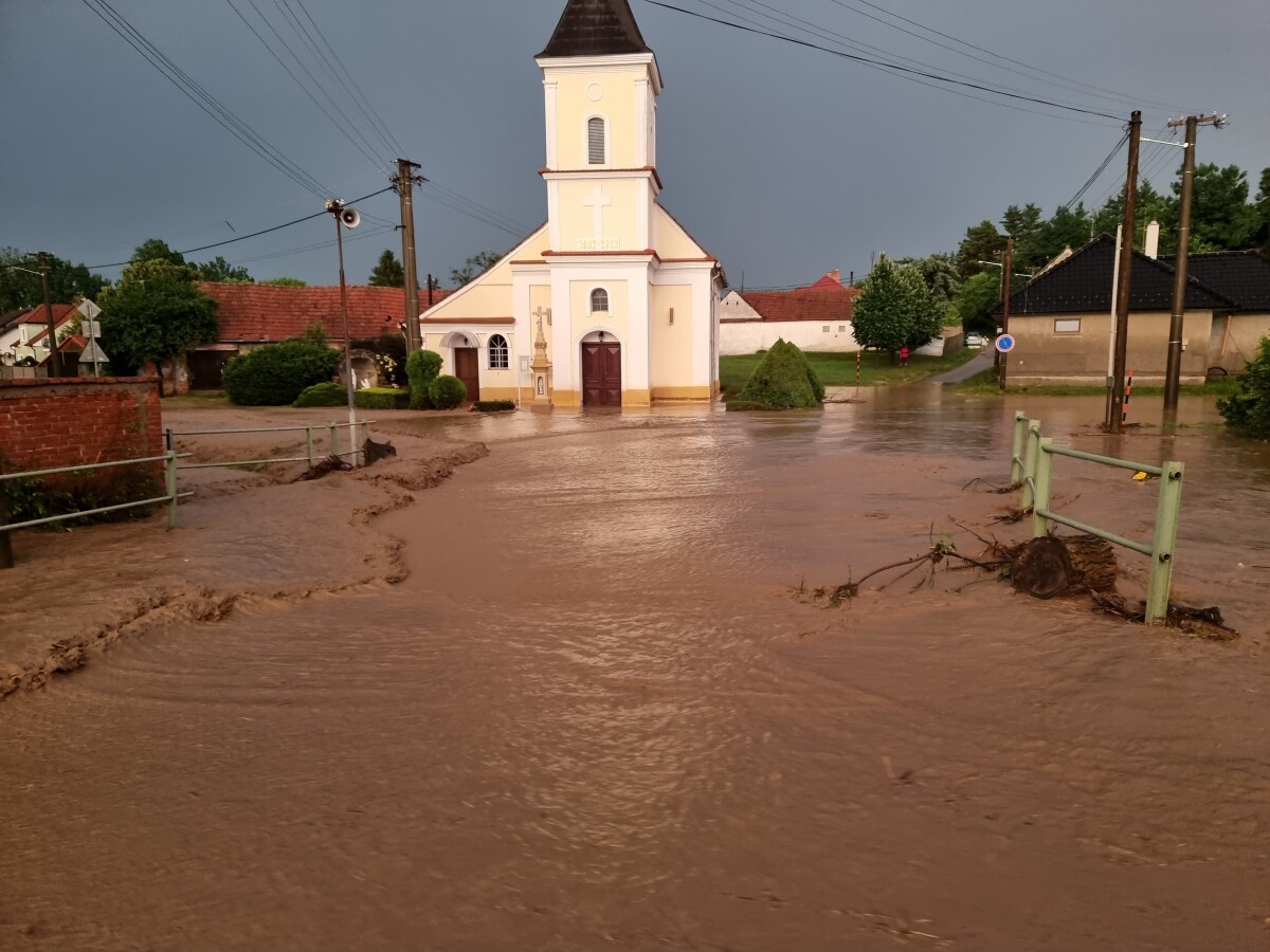 Silné búrky spôsobili viaceré škody